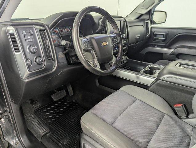 Photo of 2017 Black Chevrolet Silverado 1500