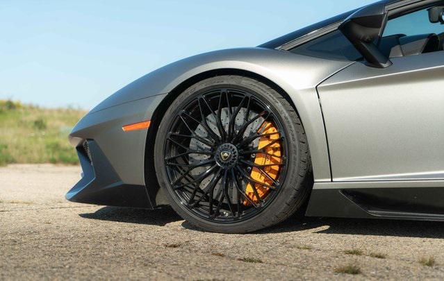 Photo of 2017 Grigio Titans Lamborghini Aventador