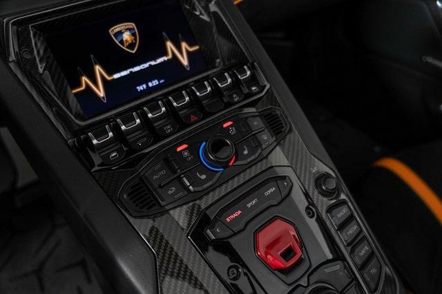 Photo of 2017 Grigio Titans Lamborghini Aventador