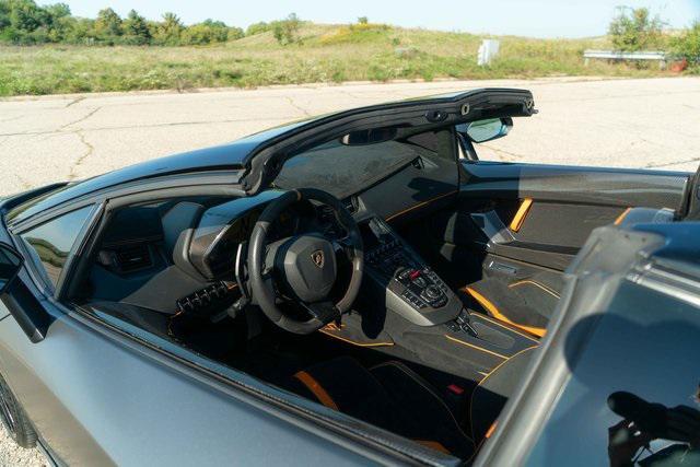 Photo of 2017 Grigio Titans Lamborghini Aventador