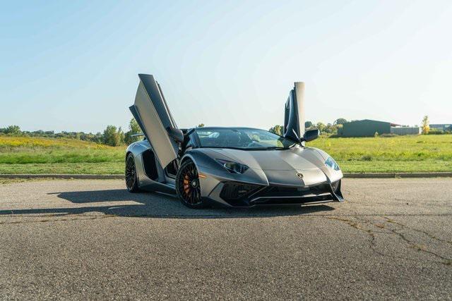 Photo of 2017 Grigio Titans Lamborghini Aventador