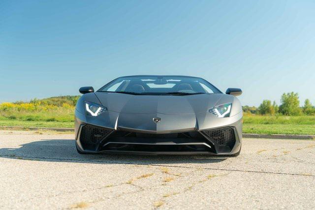 Photo of 2017 Grigio Titans Lamborghini Aventador