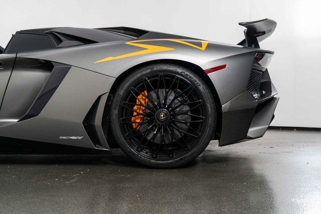 Photo of 2017 Grigio Titans Lamborghini Aventador