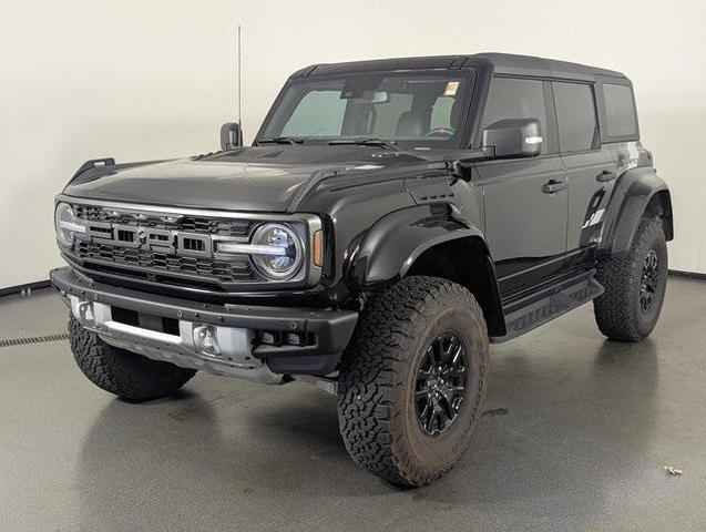 Photo of 2024 Shadow Black Ford Bronco