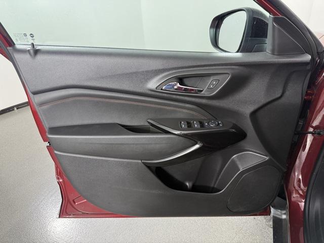 Photo of 2024 Crimson Metallic Chevrolet Trax