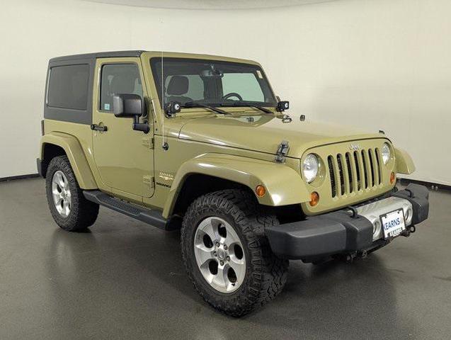 Photo of 2013 Commando Green Jeep Wrangler