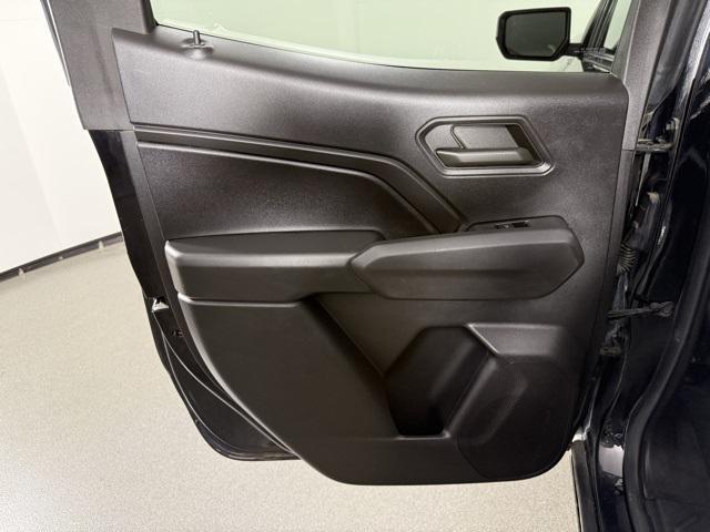 Photo of 2023 Black Chevrolet Colorado