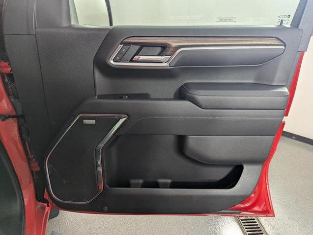 Photo of 2022 Red Hot Chevrolet Silverado 1500