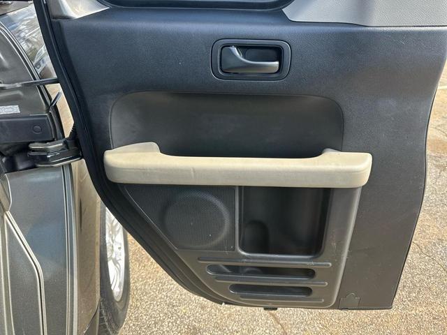 Photo of 2007 Galaxy Gray Metallic Honda Element