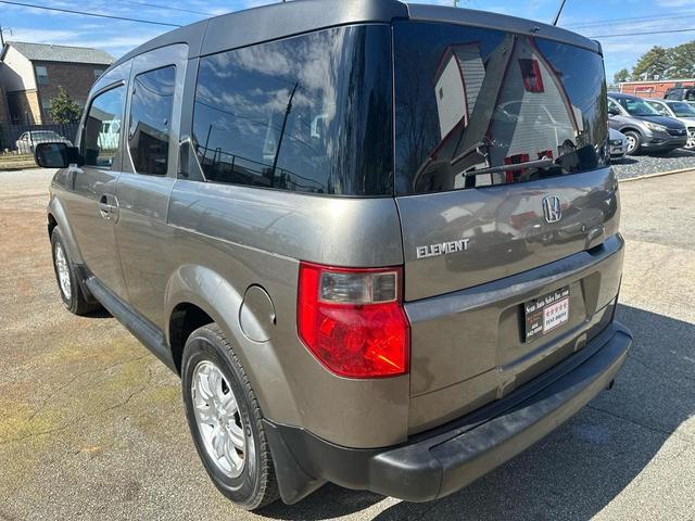 Photo of 2007 Galaxy Gray Metallic Honda Element
