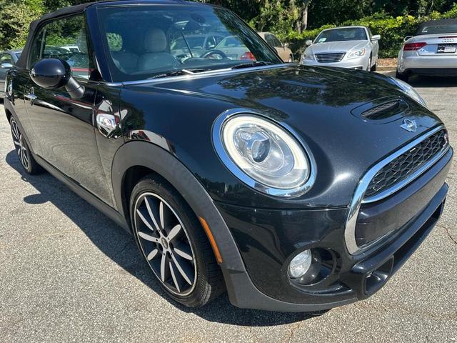 Photo of 2016 Midnight Black Metallic MINI Convertible
