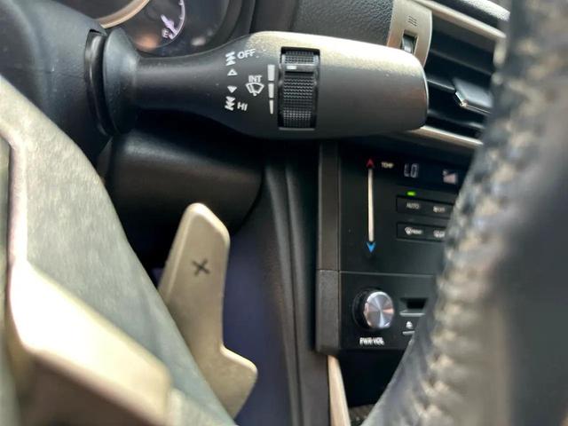 Photo of 2014 Nebula Gray Pearl Lexus IS 350