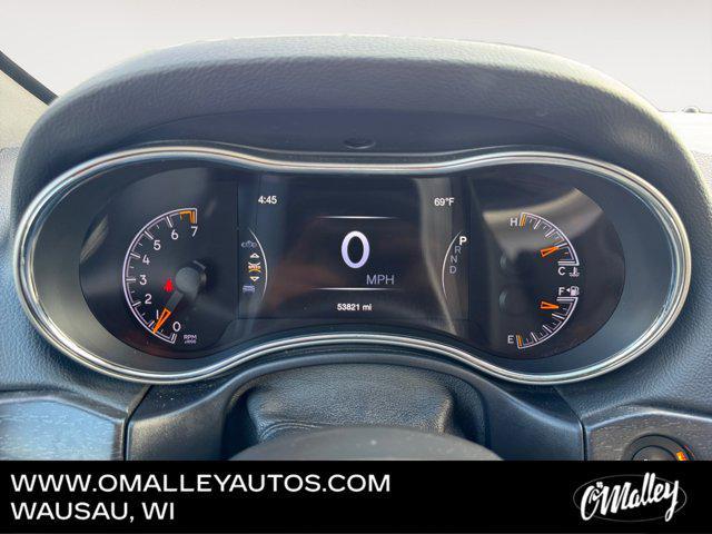 Photo of 2018 Diamond Black Crystal Pearlcoat Jeep Grand Cherokee