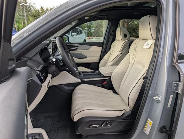 Photo of 2025 Gray Acura MDX