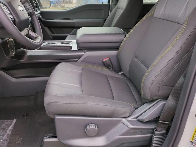 Photo of 2025 OXFORD WHITE Ford F-150