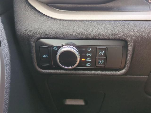 Photo of 2023 ICONIC SILVER METALLIC Ford Explorer