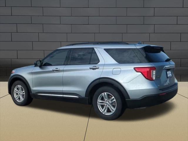 Photo of 2023 ICONIC SILVER METALLIC Ford Explorer
