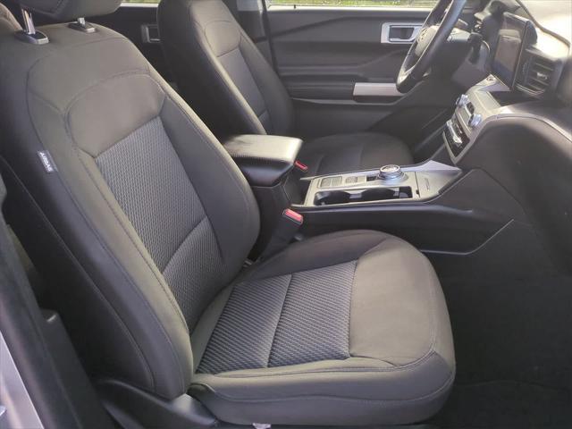 Photo of 2023 ICONIC SILVER METALLIC Ford Explorer
