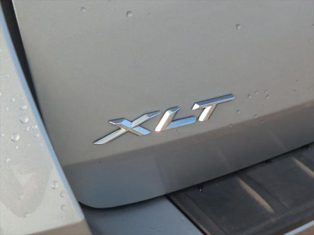 Photo of 2023 ICONIC SILVER METALLIC Ford Explorer