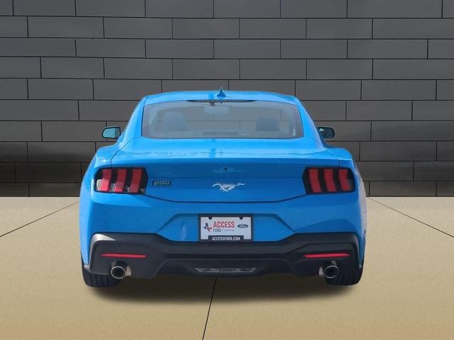 Photo of 2025 Blue Ford Mustang