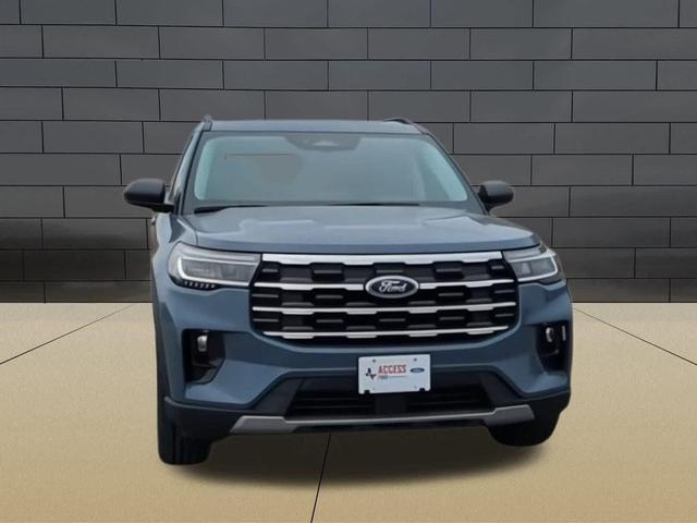Photo of 2025 Vapor Blue Metallic Ford Explorer
