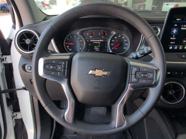 Photo of 2025 Summit White Chevrolet Blazer