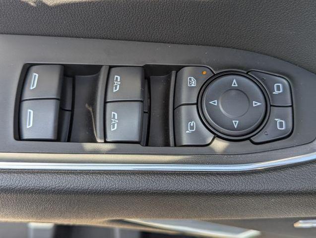 Photo of 2025 Summit White Chevrolet Silverado 1500