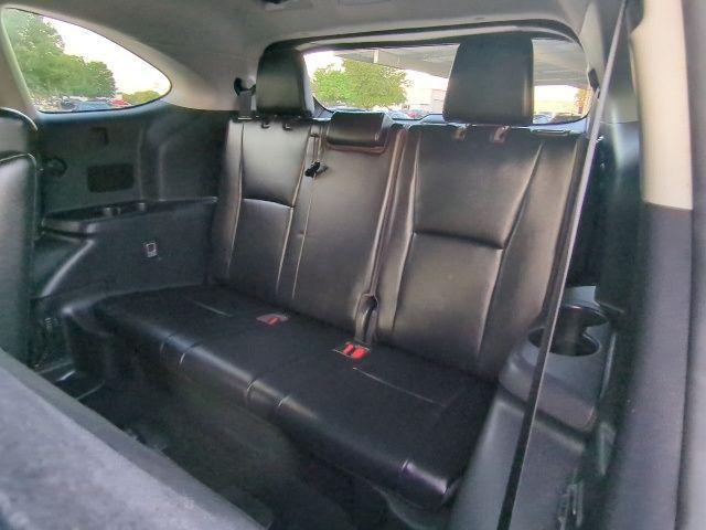 Photo of 2021 Ruby Flare Pearl Toyota Highlander