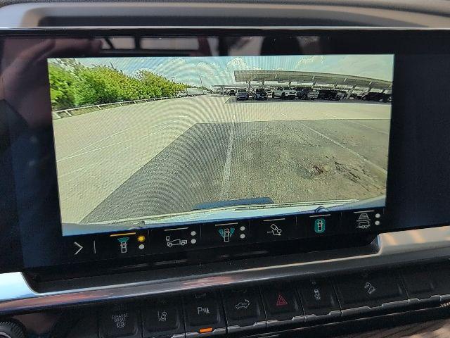 Photo of 2025 Summit White Chevrolet Silverado 2500
