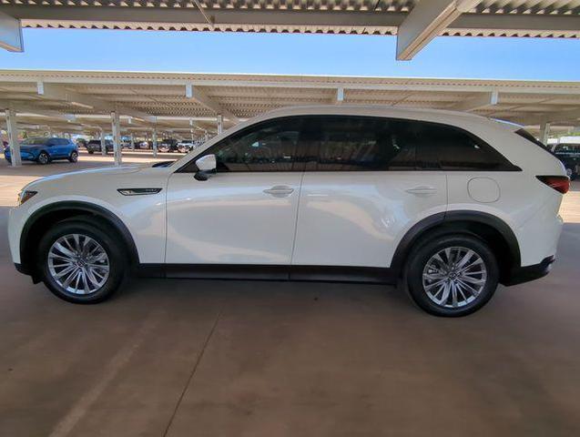 Photo of 2024 Rhodium White Premium Mazda CX-90 PHEV