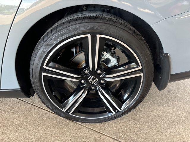 Photo of 2023 Urban Gray Pearl Honda Accord Hybrid