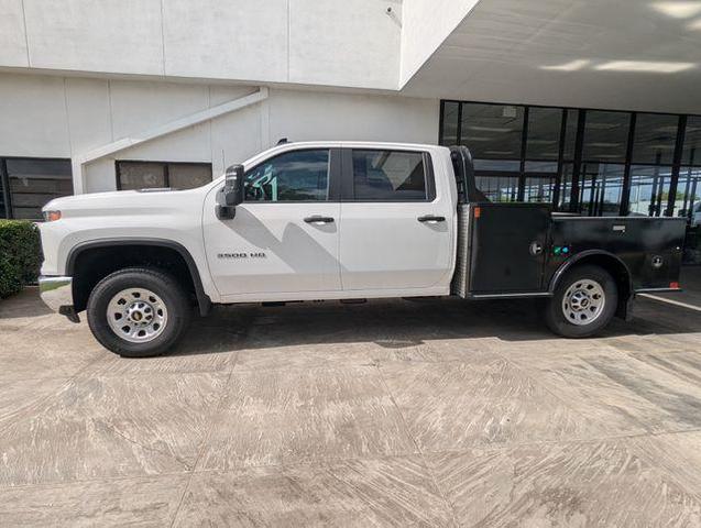 Photo of 2025 Summit White Chevrolet Silverado 3500