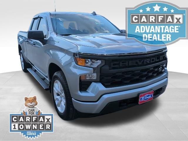 Photo of 2025 Sterling Gray Metallic Chevrolet Silverado 1500
