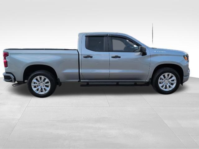 Photo of 2025 Sterling Gray Metallic Chevrolet Silverado 1500