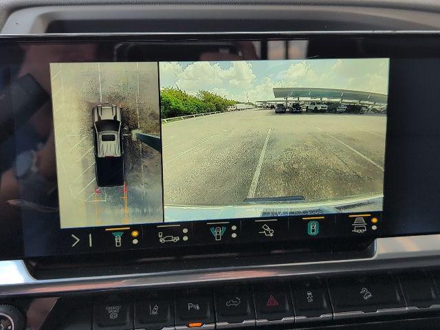 Photo of 2025 Summit White Chevrolet Silverado 2500