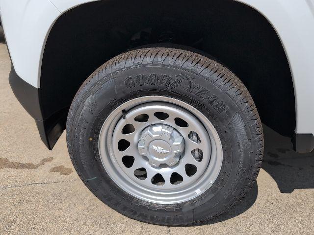 Photo of 2026 Summit White Chevrolet Colorado
