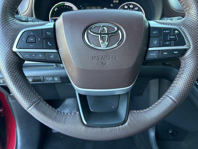 Photo of 2022 Ruby Flare Pearl Toyota Sienna