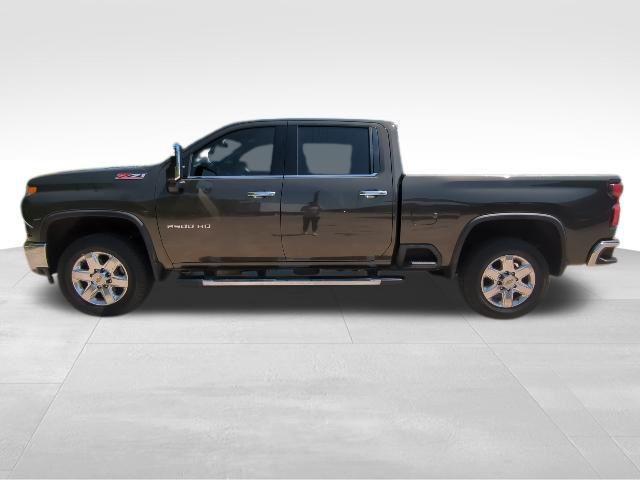 Photo of 2022 Greenstone Metallic Chevrolet Silverado 2500