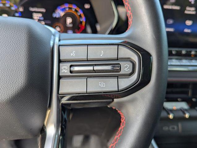 Photo of 2025 Sterling Gray Metallic Chevrolet Colorado