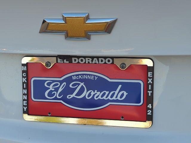 Photo of 2022 Summit White Chevrolet Malibu