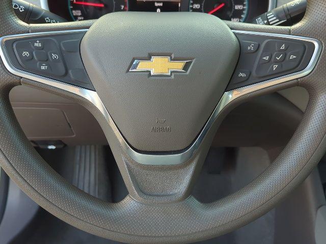 Photo of 2022 Summit White Chevrolet Malibu