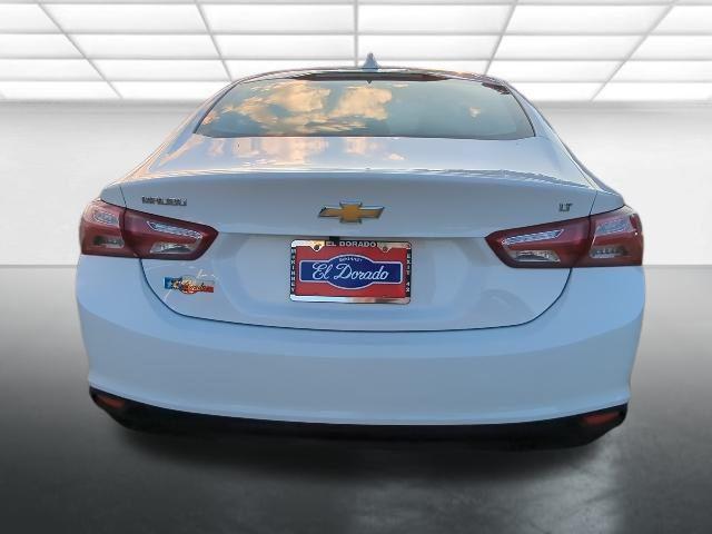 Photo of 2022 Summit White Chevrolet Malibu