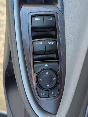 Photo of 2022 Summit White Chevrolet Malibu