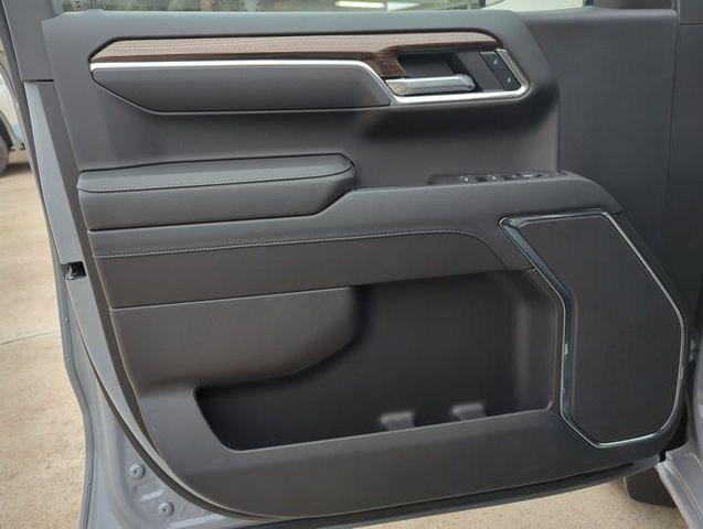 Photo of 2025 Slate Gray Metallic Chevrolet Silverado 1500