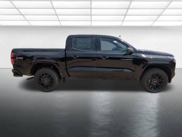 Photo of 2025 Black Chevrolet Colorado
