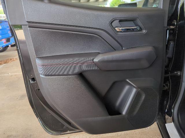 Photo of 2025 Black Chevrolet Colorado