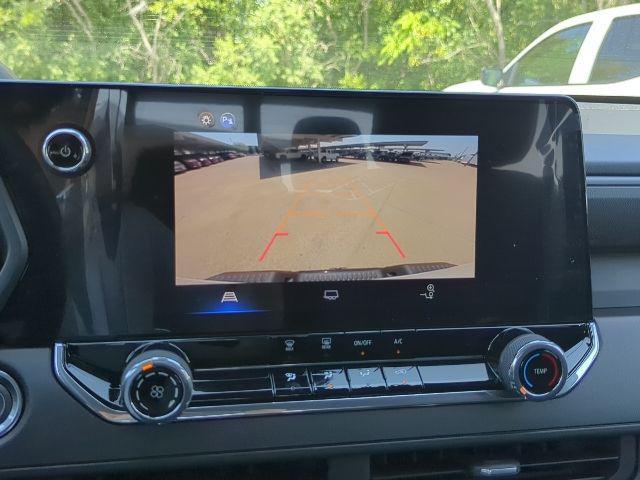 Photo of 2026 Summit White Chevrolet Colorado