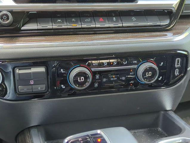 Photo of 2025 Summit White Chevrolet Silverado 1500