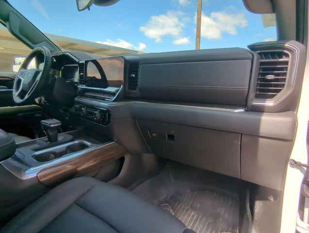 Photo of 2025 Summit White Chevrolet Silverado 1500