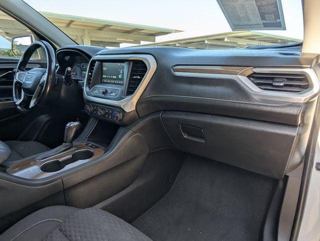 Photo of 2019 Summit White GMC Acadia